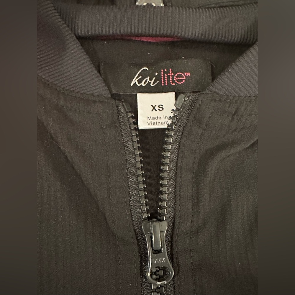 Koi Lite Scrub Jacket Black and Pink Women's Removable Hood XS - Picture 10 of 11